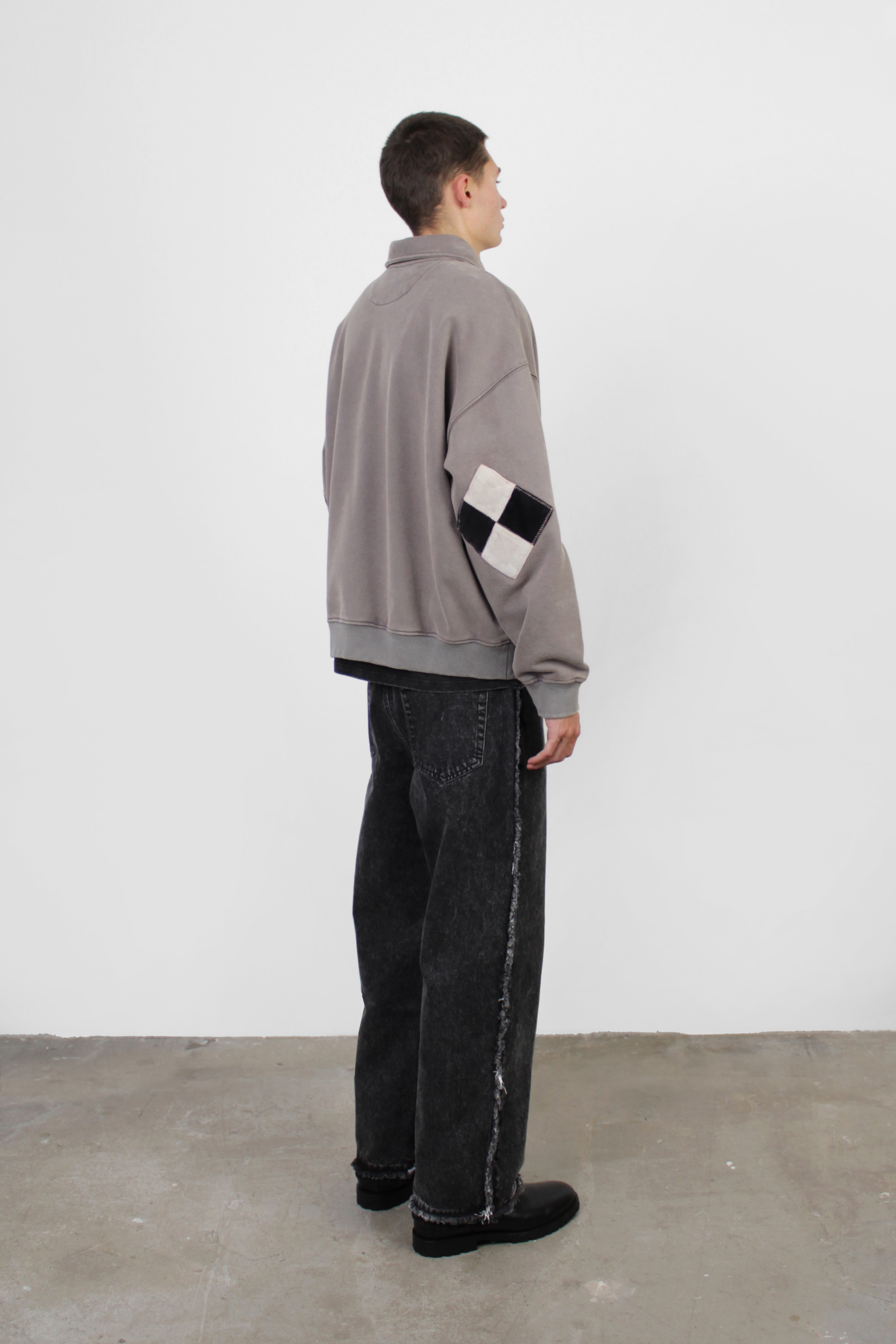 Checkmate Pullover in Washed Grey – lorenz Menswear