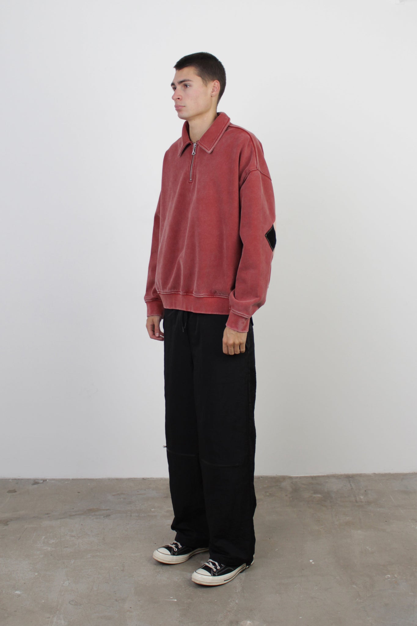 Checkmate Pullover in Washed Red