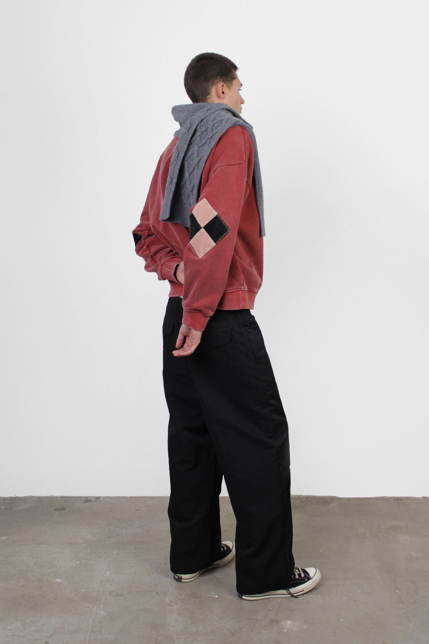 Checkmate Pullover in Washed Red