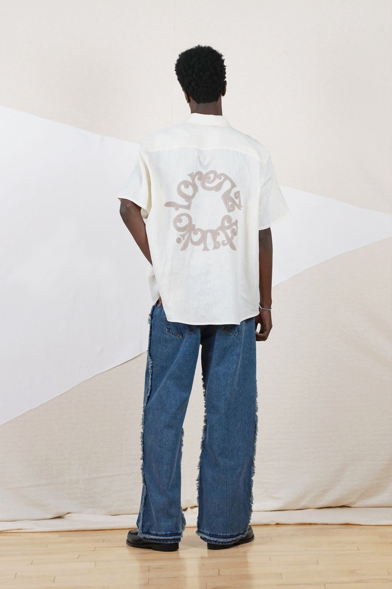 Appliqué Linen Shirt in Off White