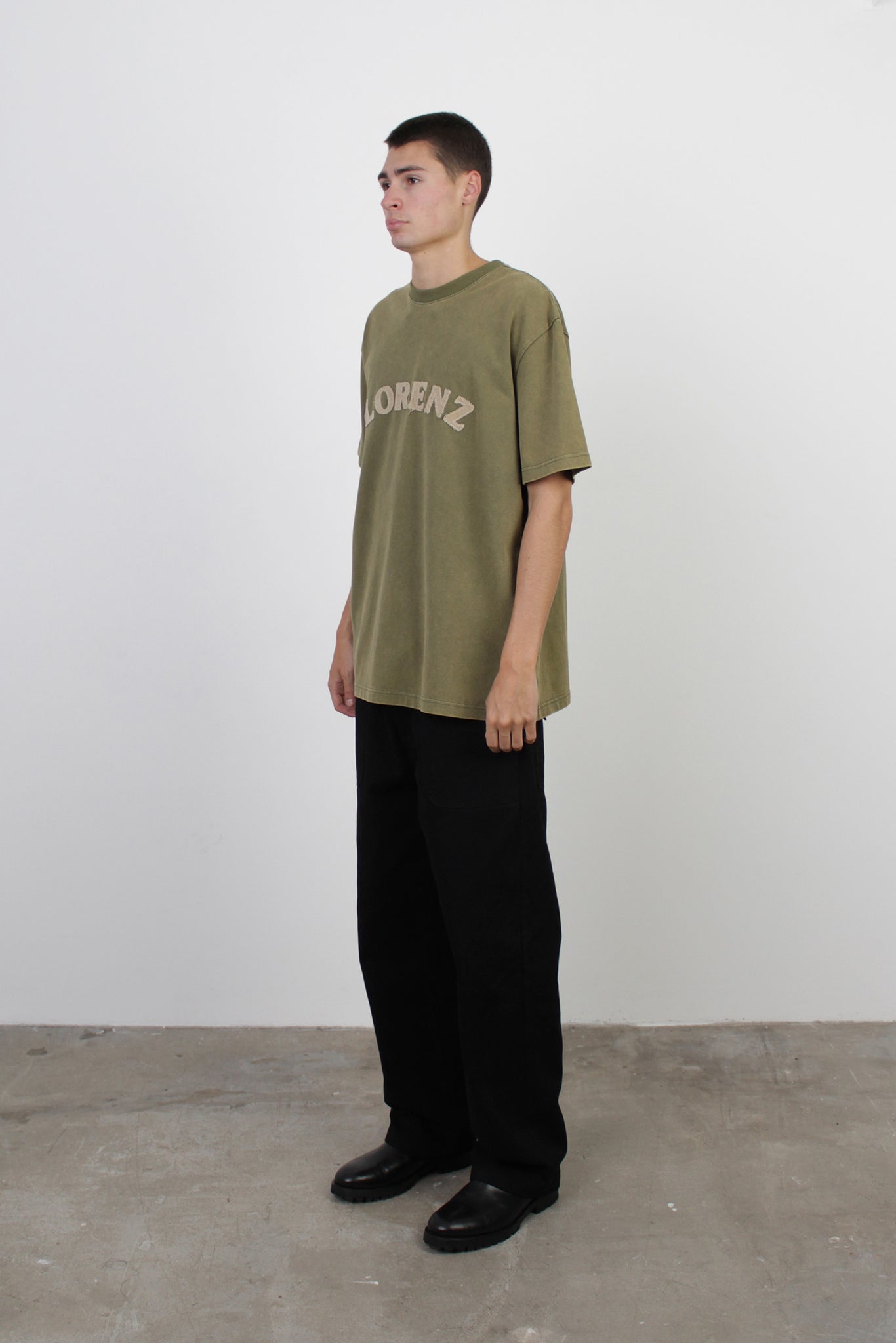 LORENZ Appliqué T-Shirt in Washed Green