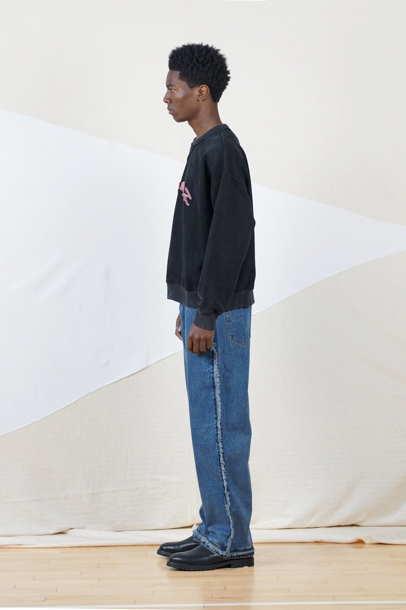 Onda Sweatshirt in Washed Black