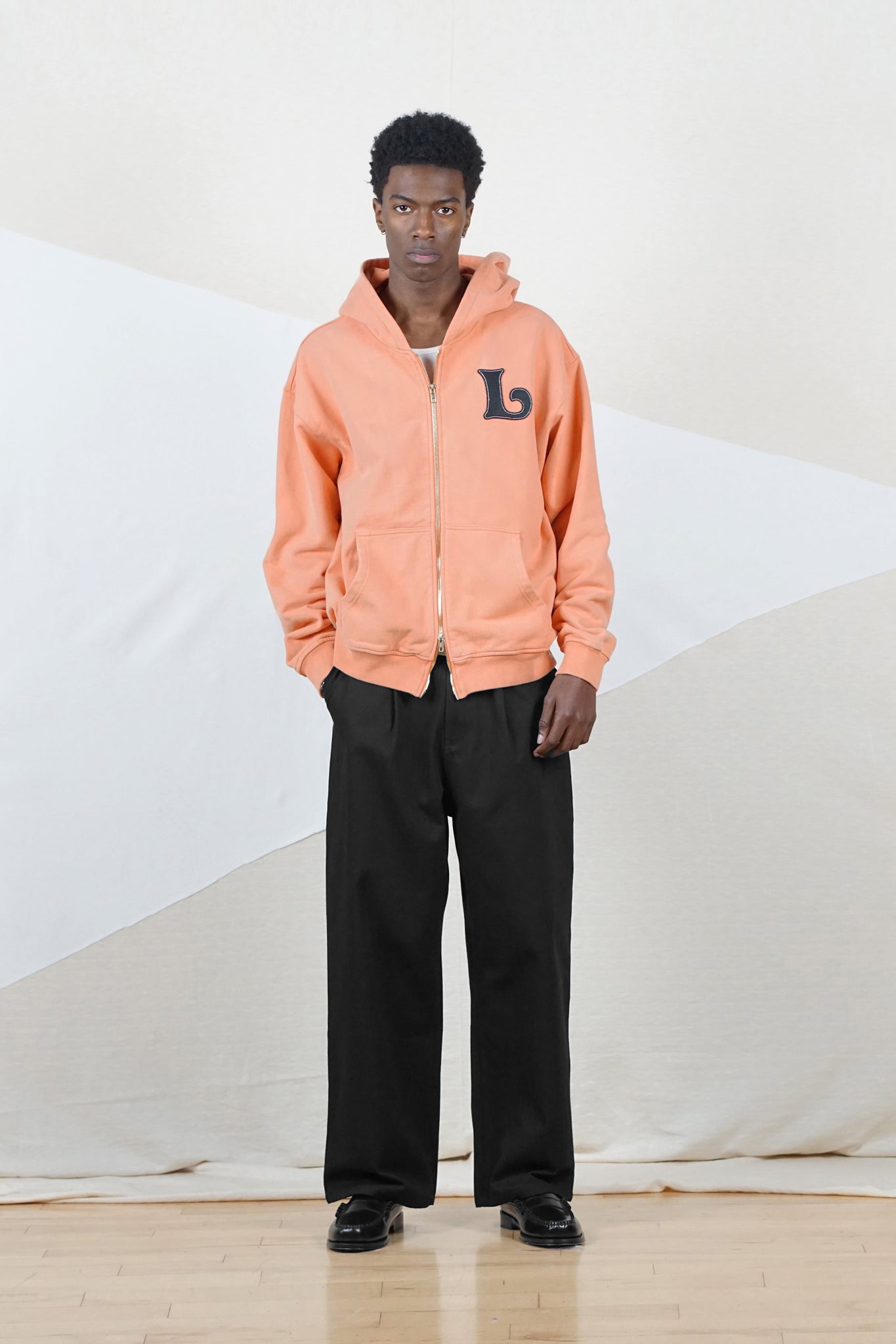 El Appliqué Hoodie in Washed Orange