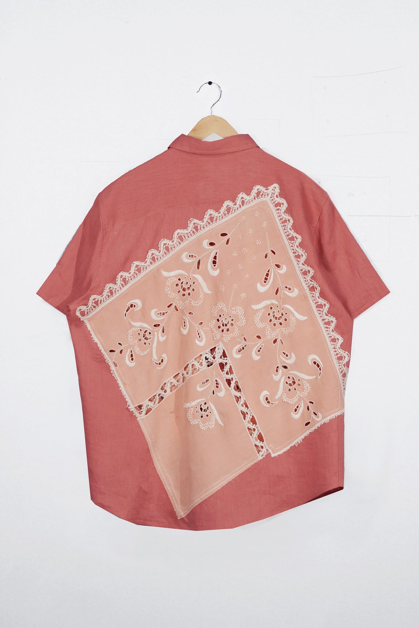 SHIRT 47