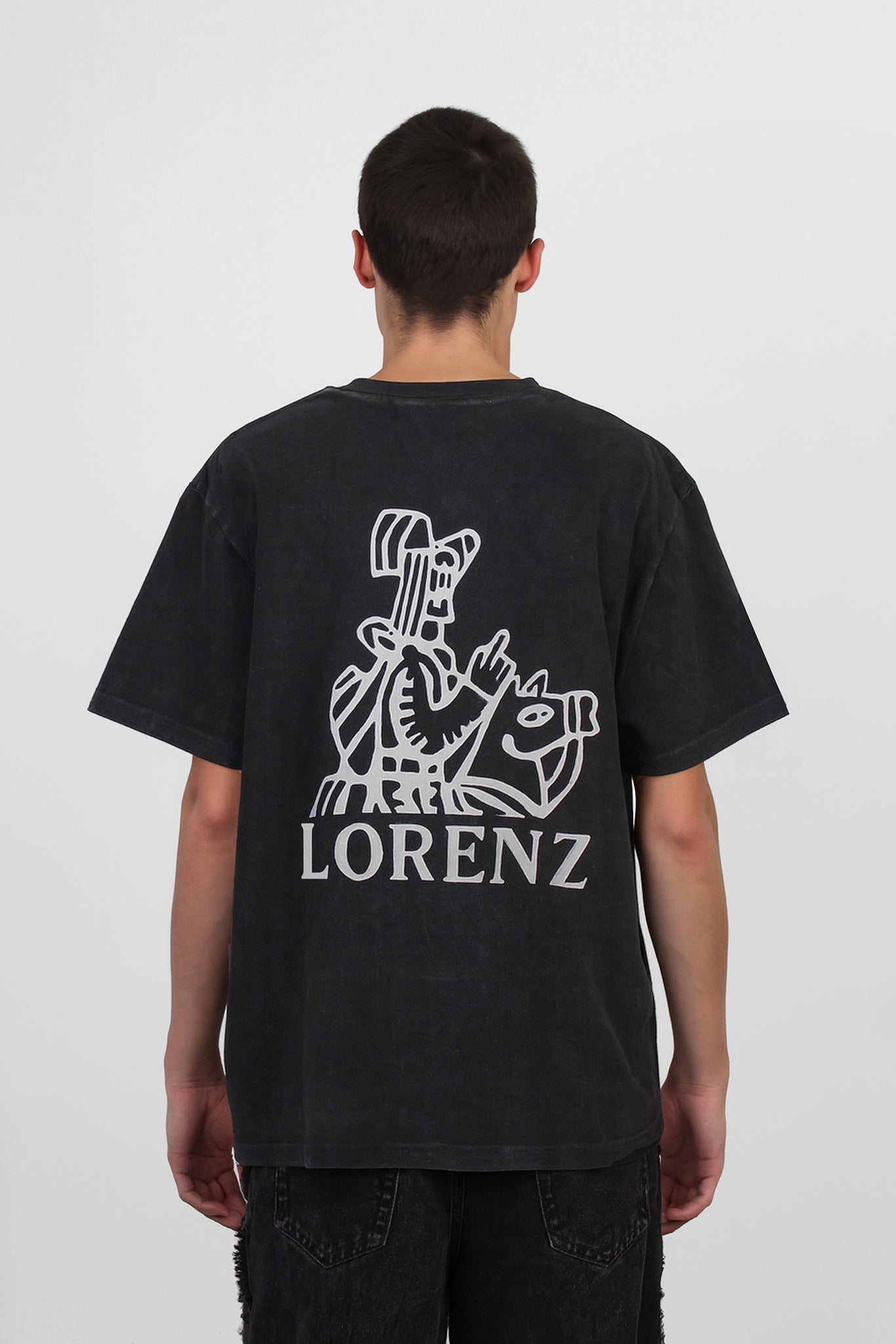 Salute T-Shirt in Washed Black