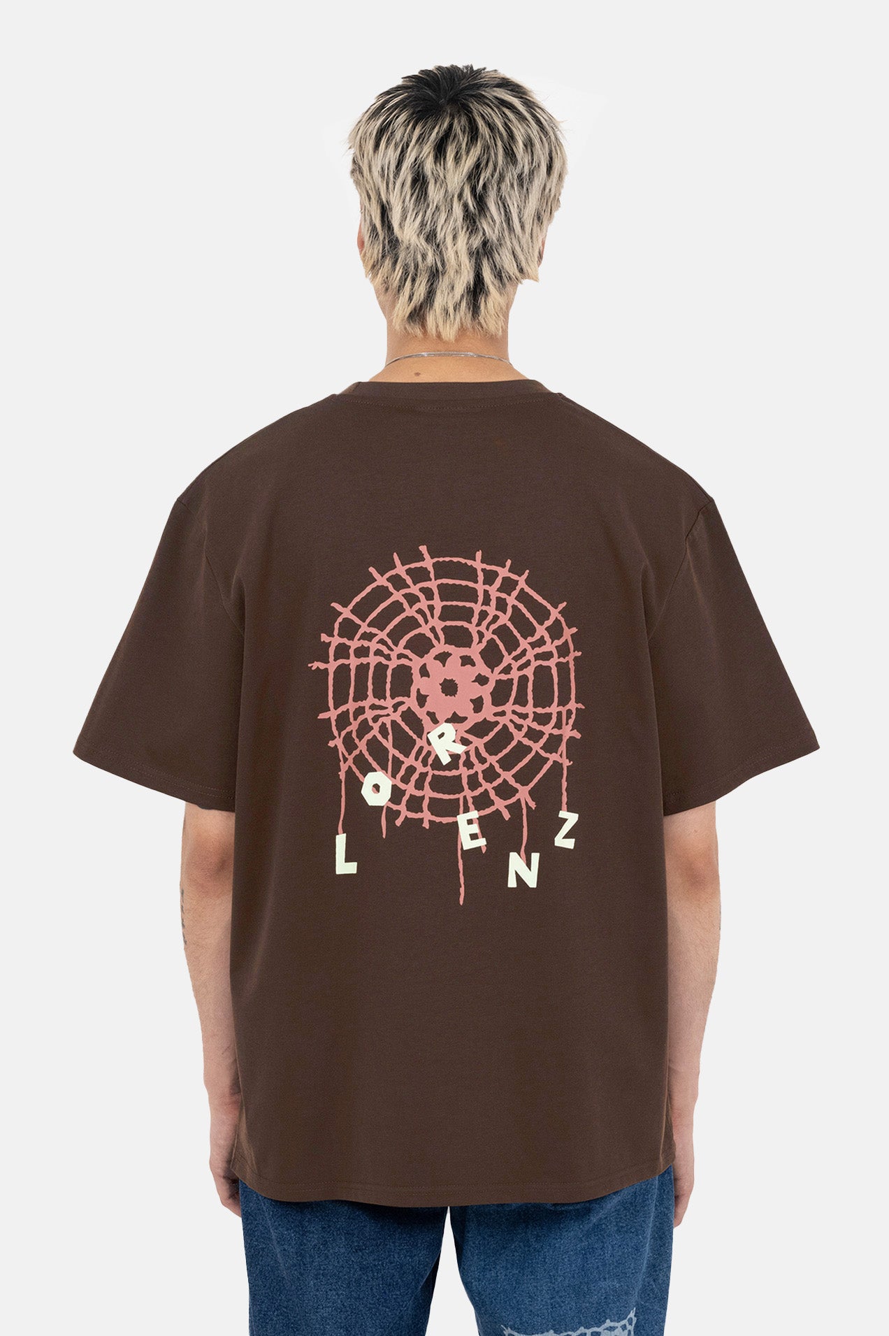 Spidora Tee in Brown