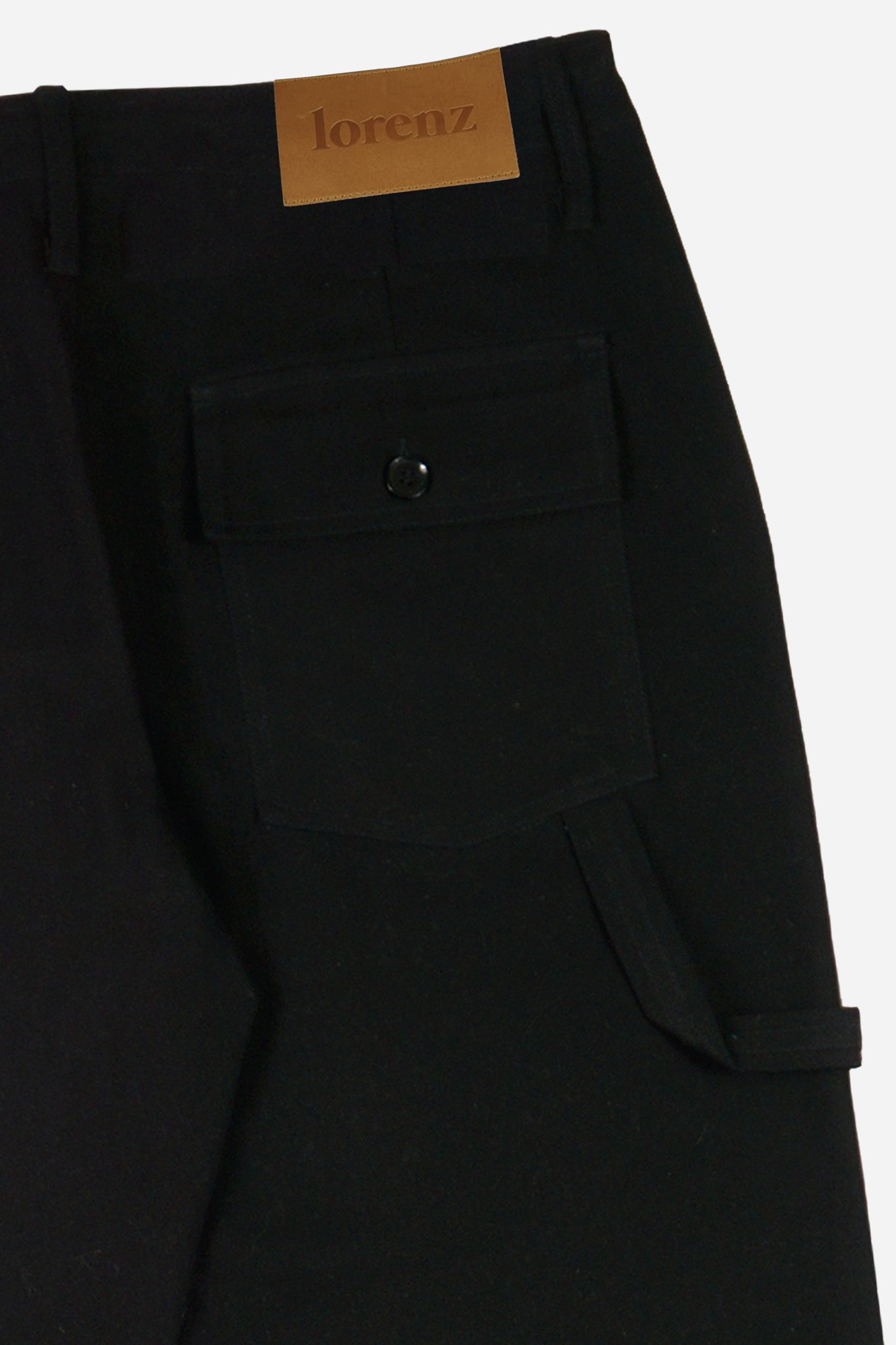 Uniform Pleated Wide Leg Pant in Black