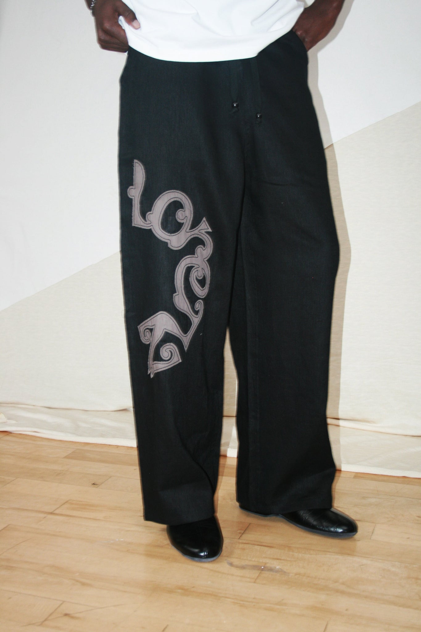 lorenz Studio Appliqué Linen Pants