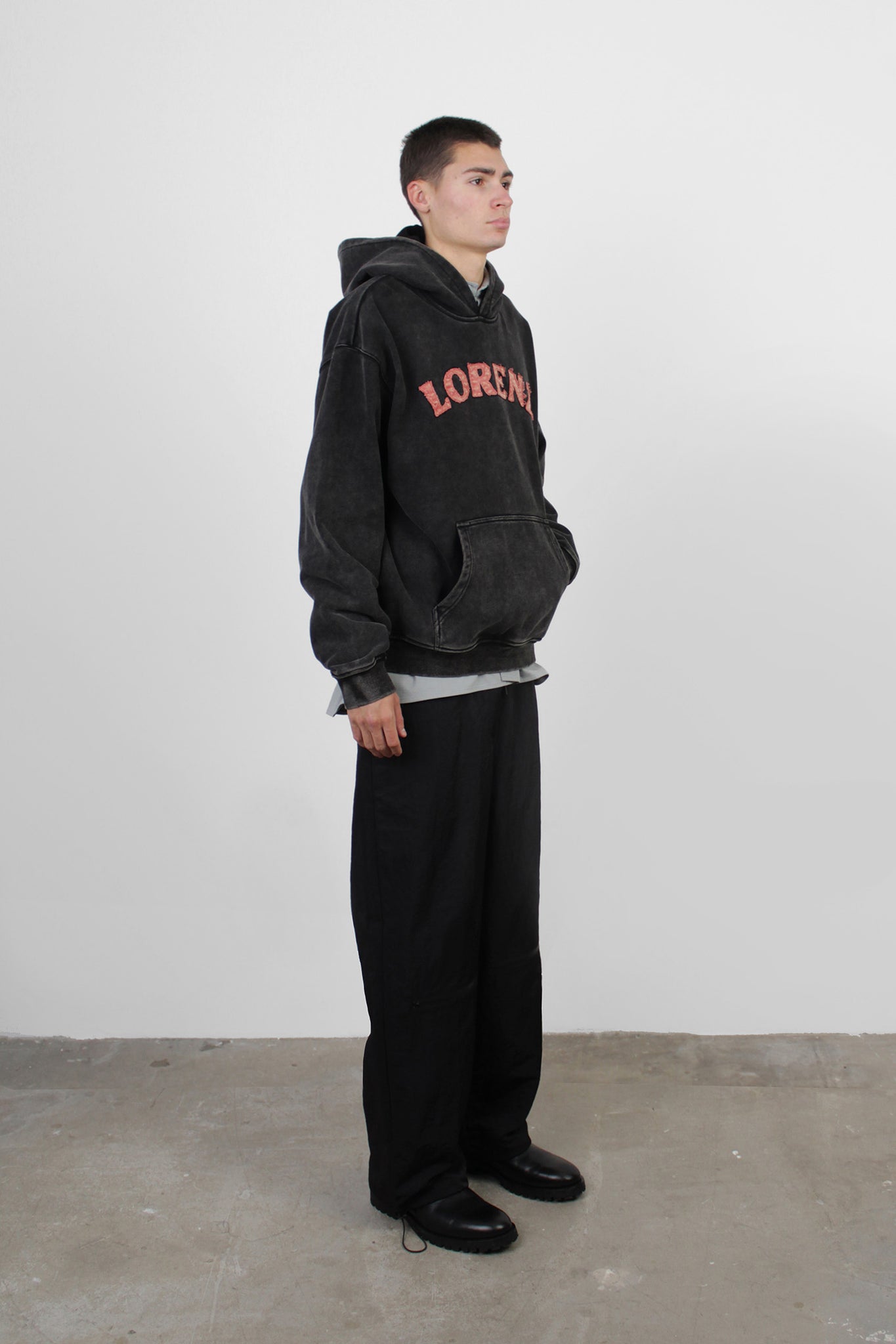 LORENZ Appliqué Hoodie in Washed Black